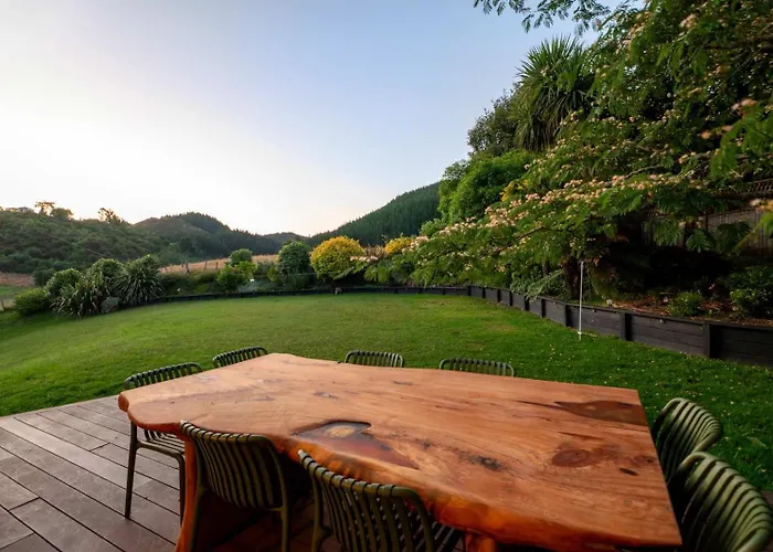 Vakantiehuis Haven House - Views Games Room&spa Pool Rotorua